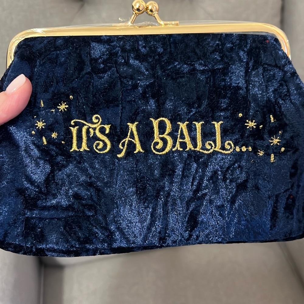 Colourpop clutch